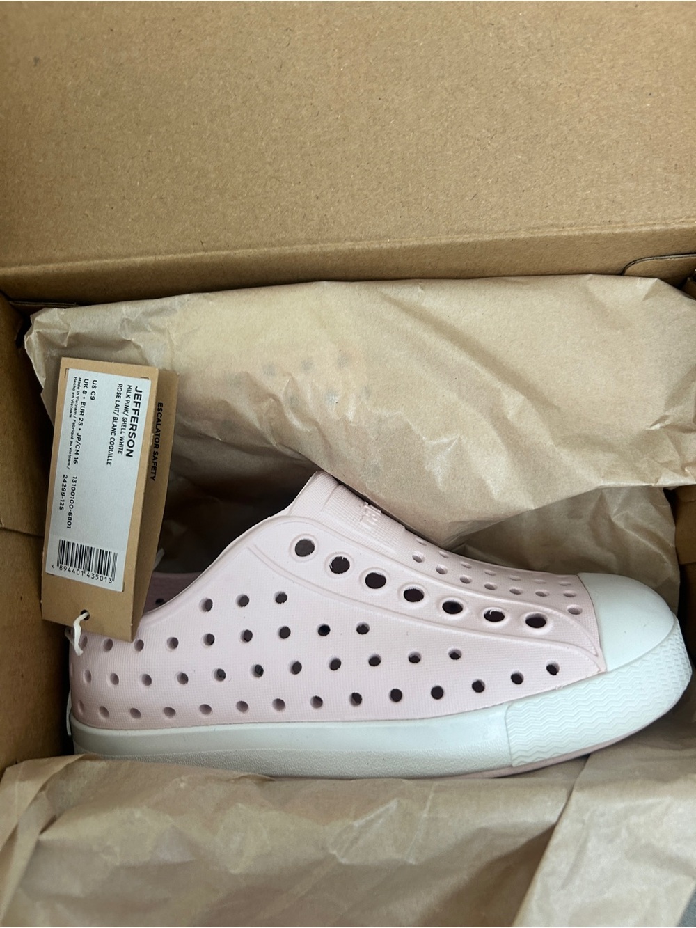 NEW Native Shoes Unisex Kids Jefferson Sneakers Milk Pink C9 - Picture 3 of 7